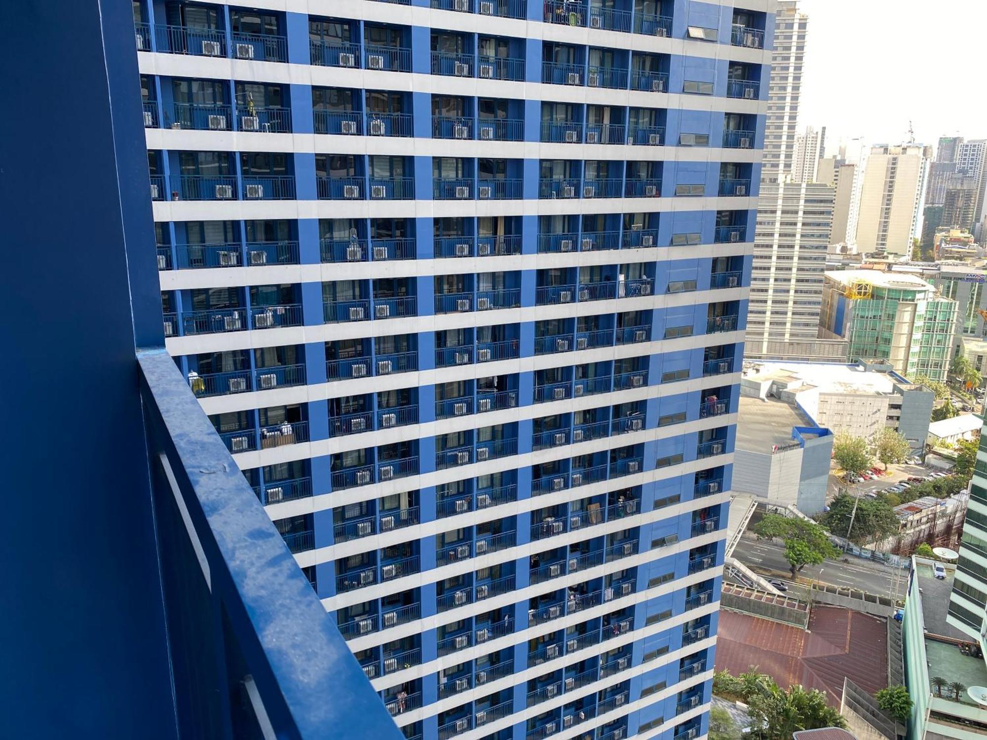 Luxury Urban Bliss-stylish 3 Bedroom 4room Makati Oasis In Air *